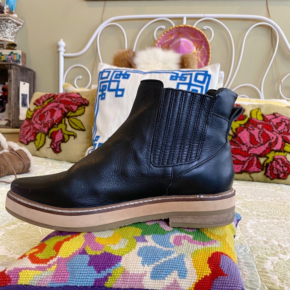 ROOLEE Prince Western Chelsea Ankle
Booties Black Leather Boots size 6 - Picture 9 of 16